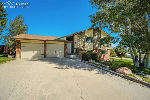 330 4th St, Calhan, CO 80808