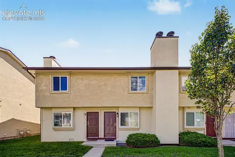 3135 Starlight Cir, Colorado Springs, CO 80916