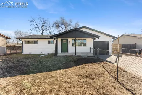 81 Everett Dr, Colorado Springs, CO 80911