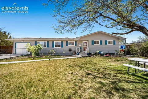 4011 Valley Dr, Pueblo, CO 81008