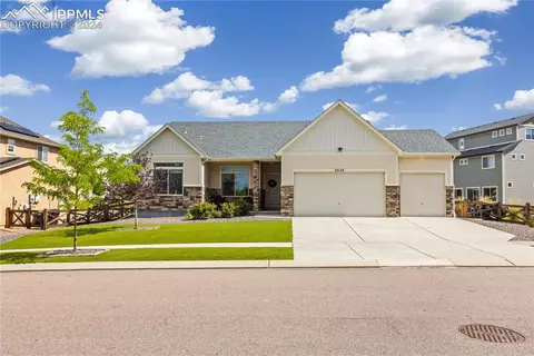 6524 Mineral Belt Dr, Colorado Springs, CO 80927