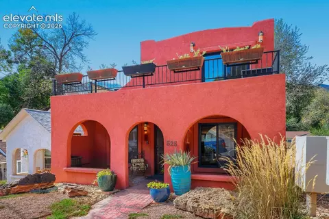 525 Canon Ave, Manitou Springs, CO 80829
