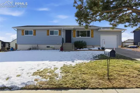6879 Chippewa Rd, Colorado Springs, CO 80915