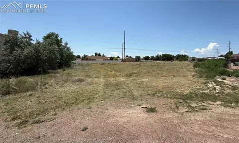 200 E Ohio Dr, Pueblo West, CO 81007