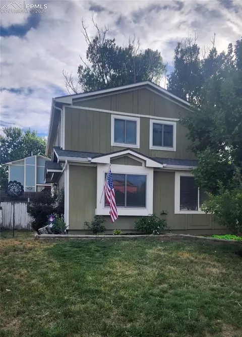 2040 Sarsi Dr, Colorado Springs, CO 80915