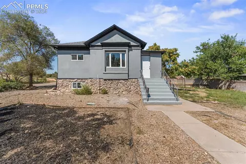 1229 W 15th St, Pueblo, CO 81003