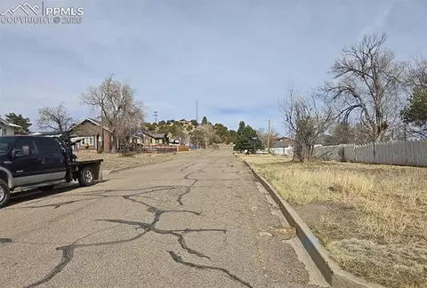119 E Cedar St, Walsenburg, CO 81089 photo 3