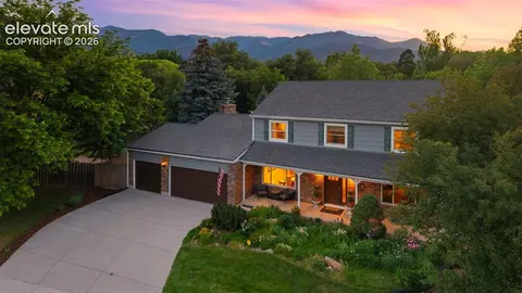 216 W Cheyenne Mountain Blvd, Colorado Springs, CO 80906