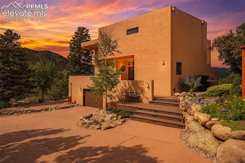 531 Crystal Hills Blvd, Manitou Springs, CO 80829