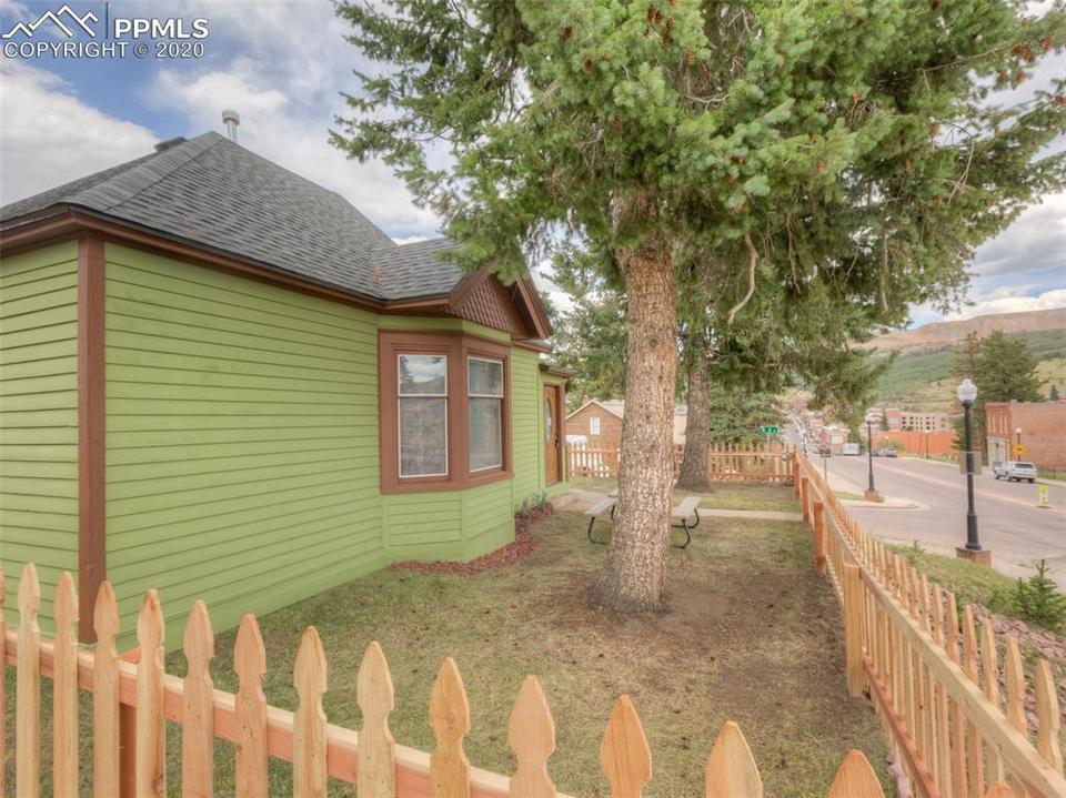 201 W Bennett Ave, Cripple Creek, CO 80813 | 31 Photos - Movoto