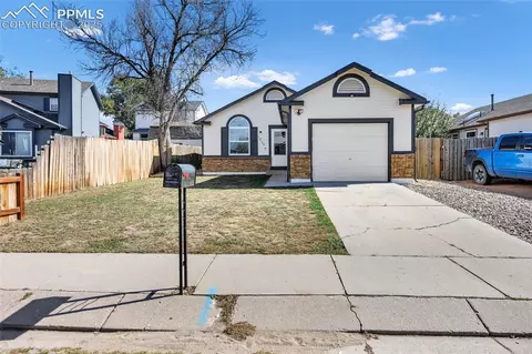 1435 Crippen Ct, Colorado Springs, CO 80916