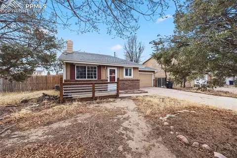2105 Endicott Ct, Colorado Springs, CO 80916
