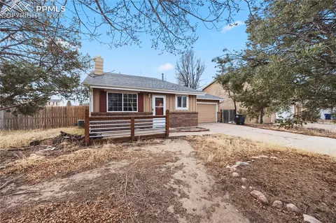 2105 Endicott Ct, Colorado Springs, CO 80916