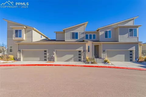 10045 Green Thicket Grv, Colorado Springs, CO 80924