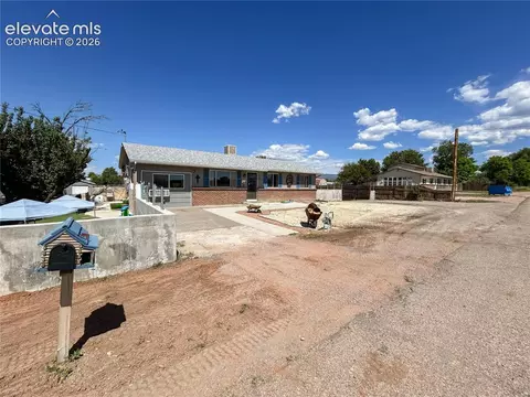 373 G St, Penrose, CO 81240