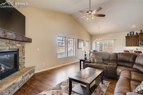 19983 Lindenmere Dr, Monument, CO 80132 photo 3