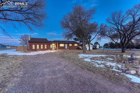 7815 Maverick Rd, Colorado Springs, CO 80908