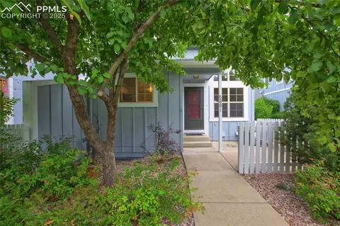 6881 Los Reyes Cir, Colorado Springs, CO 80918