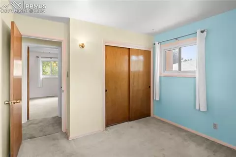 2315 Mount Vernon St, Colorado Springs, CO 80909