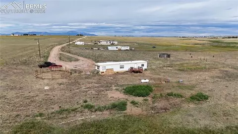 4905 Slocum Rd, Peyton, CO 80831 photo 2