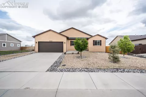 5312 Lapwing Ct, Pueblo, CO 81008