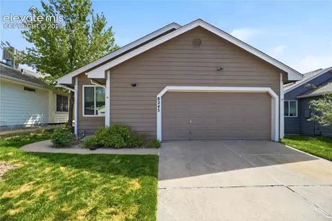 8245 Scarborough Dr, Colorado Springs, CO 80920