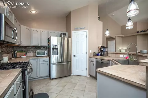 12305 Snaffle Bit Rd, Peyton, CO 80831 photo 12