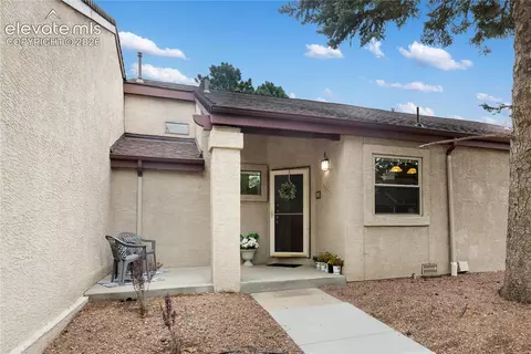 610 Autumn Crest Cir #B, Colorado Springs, CO 80919