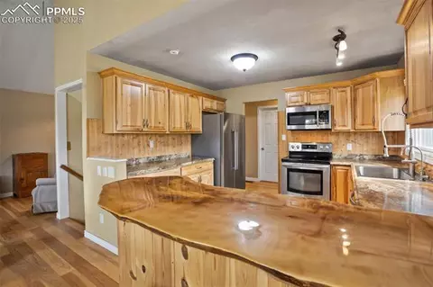 555 Elfin Glen Dr, Divide, CO 80814 photo 20