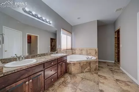 10935 Mckissick Rd, Peyton, CO 80831 photo 42