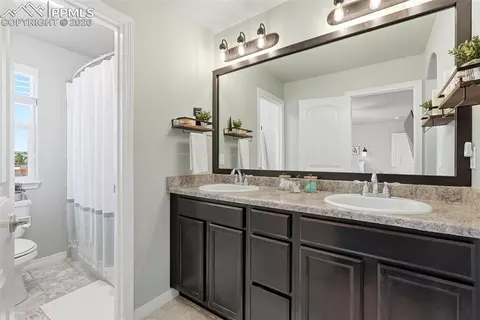 Bath - 9486 Beryl Dr, Peyton, CO 80831 photo 1 of 3