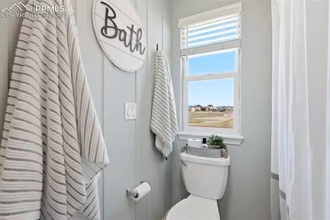 Bath - 9486 Beryl Dr, Peyton, CO 80831 photo 2 of 3