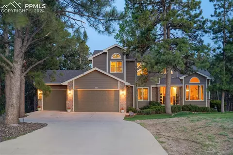 727 Winding Hills Rd, Monument, CO 80132