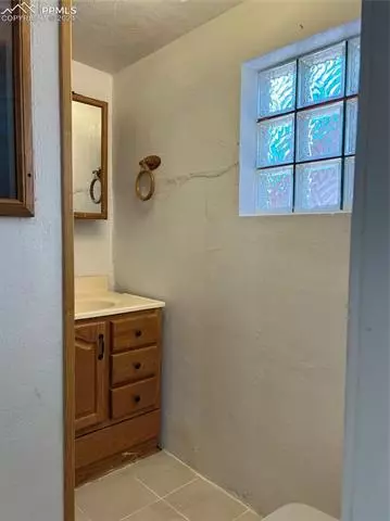 308 E 10th St, La Junta, CO 81050 photo 21