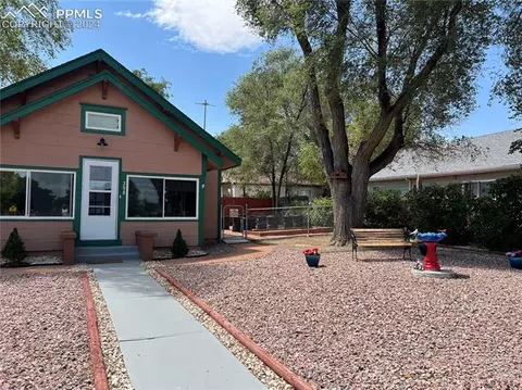 308 E 10th St, La Junta, CO 81050 photo 3