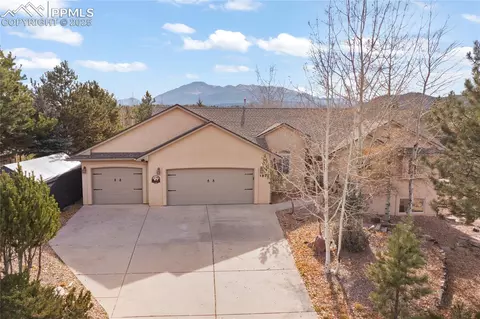 183 Crestwood Dr, Woodland Park, CO 80863