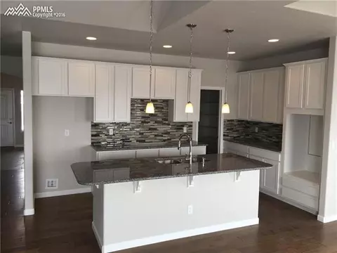 10125 Golf Crest Dr, Peyton, CO 80831 photo 2
