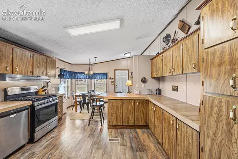 Kitchen - 75 Sixth St, Como, CO 80432 photo 1 of 4
