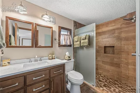 Bath - 75 Sixth St, Como, CO 80432 photo 1 of 4
