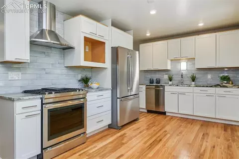 7996 E Lehigh Ave, Denver, CO 80237 photo 4
