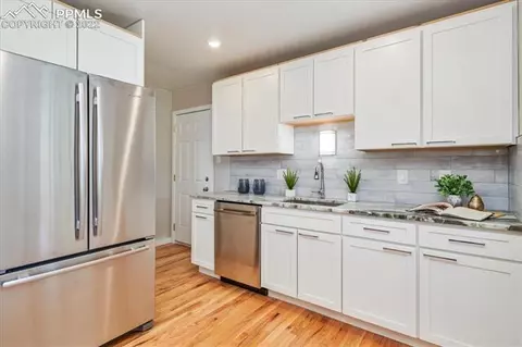 7996 E Lehigh Ave, Denver, CO 80237 photo 6