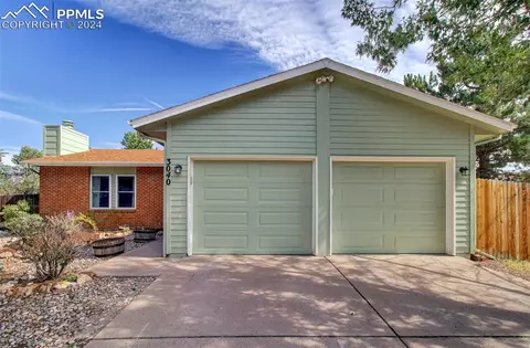 3040 Zephyr Dr, Colorado Springs, CO 80920