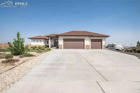 1834 N Rough Rock Ln, Pueblo West, CO 81007