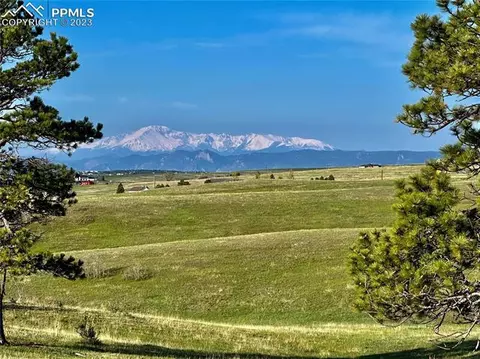 Lorraine Road, Larkspur, CO 80118