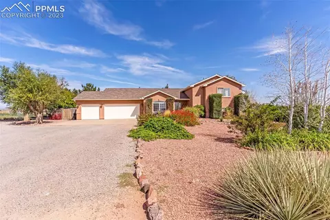 1115 W Broken Bow Dr, Pueblo West, CO 81007