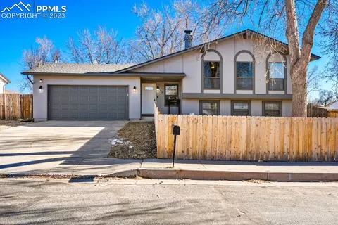 2475 Faulkner Pl, Colorado Springs, CO 80916