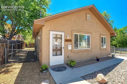 3025 Grandview St, Colorado Springs, CO 80907