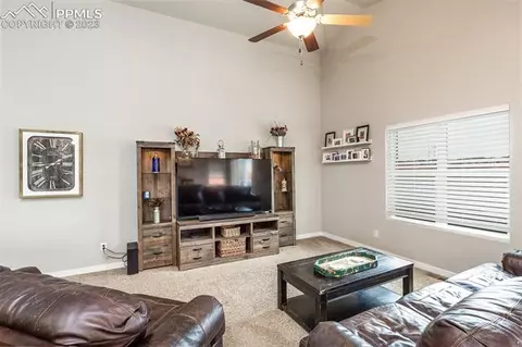 10271 Moorcroft Dr, Peyton, CO 80831 photo 5