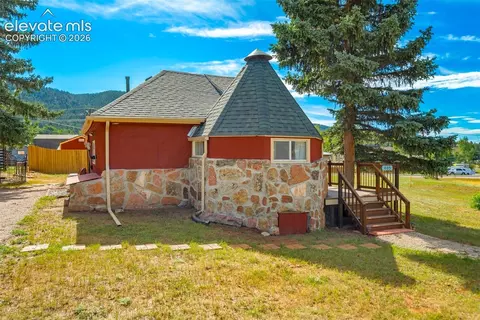 405 N Baldwin St, Woodland Park, CO 80863