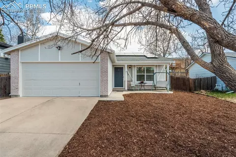 8075 Freemantle Dr, Colorado Springs, CO 80920